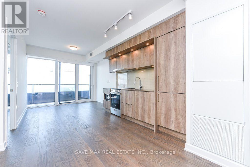 5712 - 448 Burnhamthorpe Road W Property Photo 33
