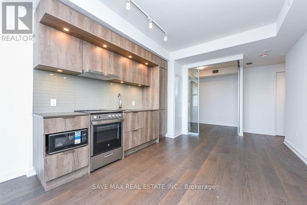 5712 - 448 Burnhamthorpe Road W Property Photo 40