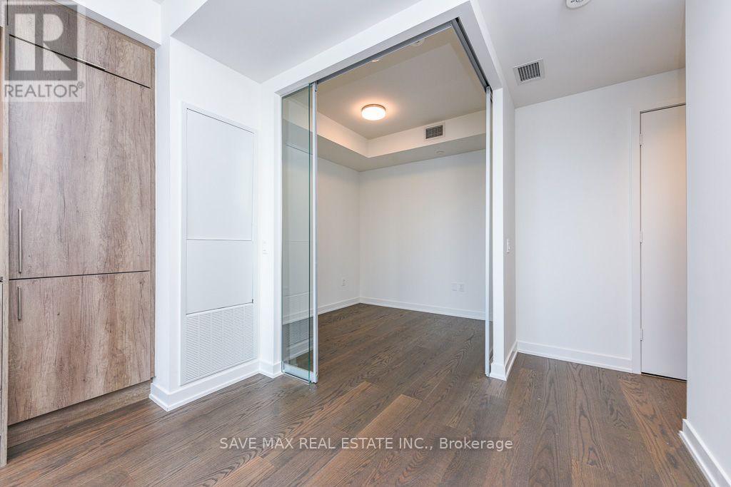 5712 - 448 Burnhamthorpe Road W Property Photo 43
