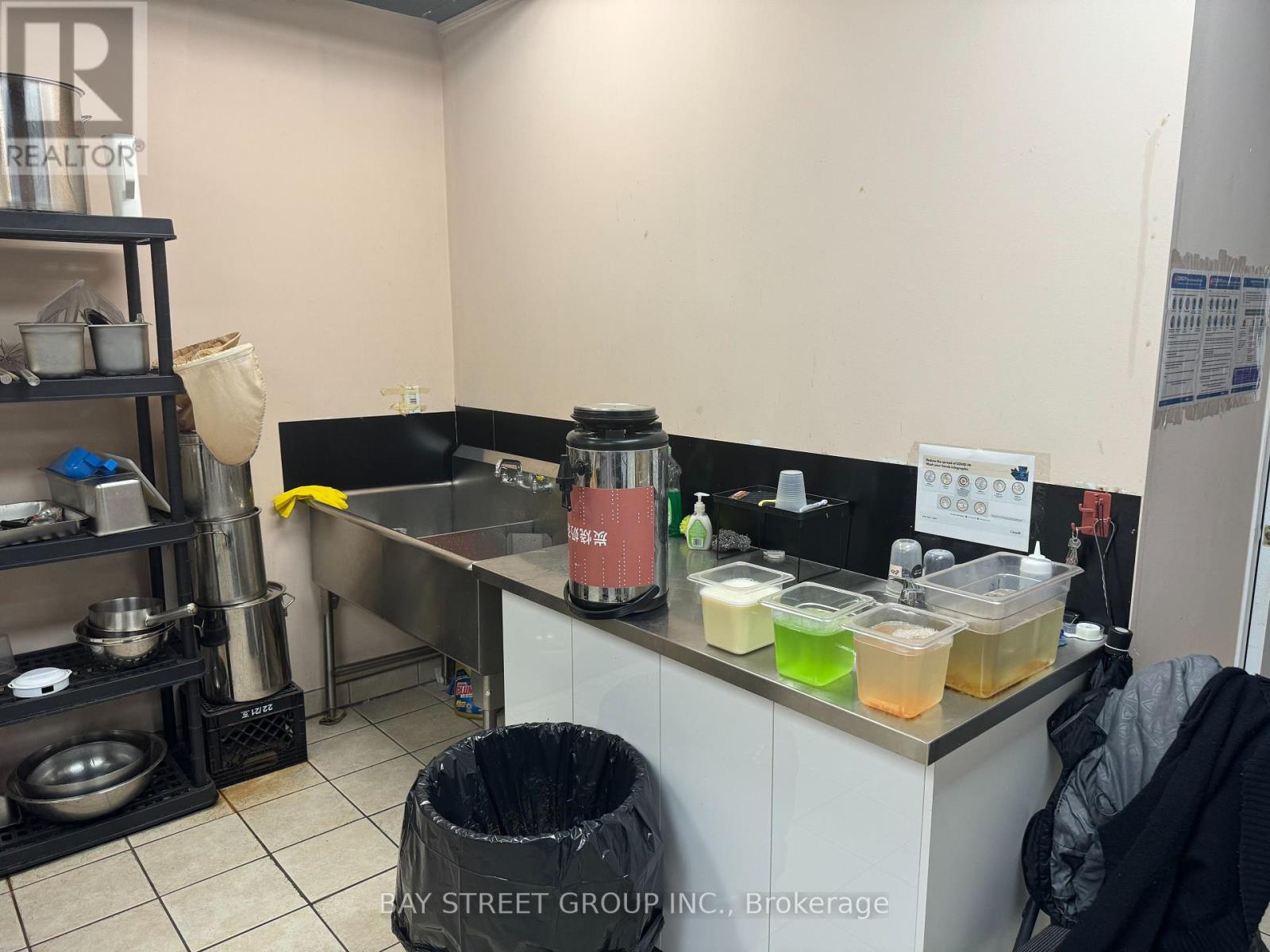 2348a Lake Shore Boulevard W Property Photo 9