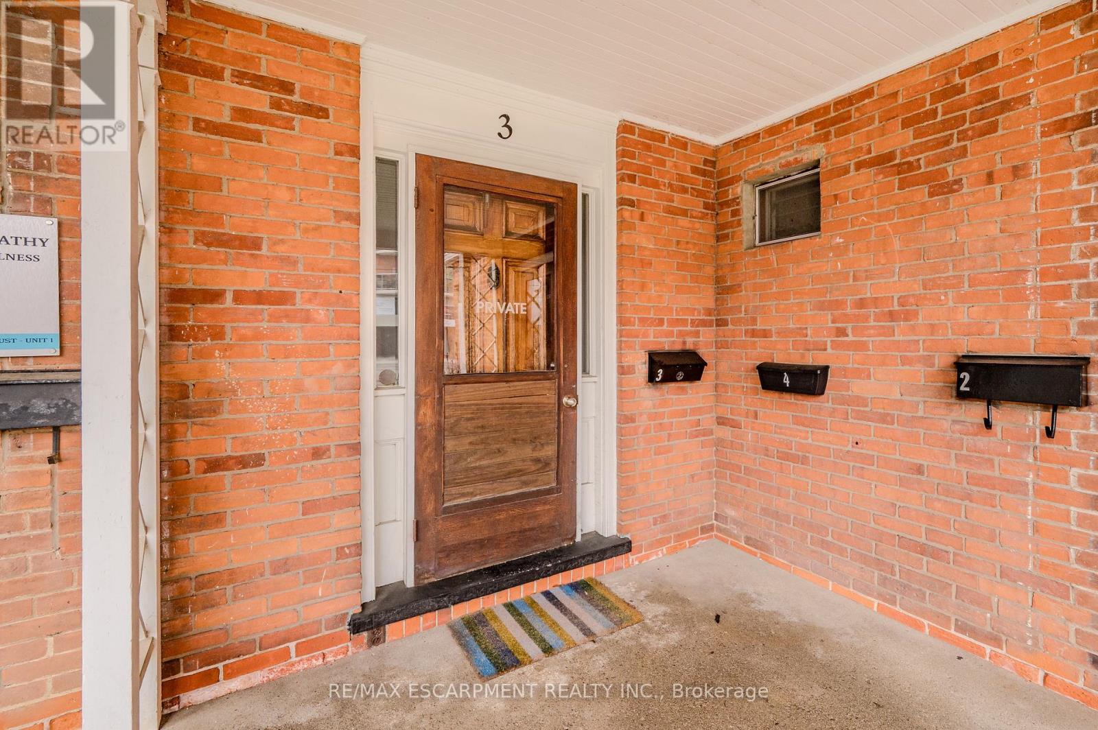 492 Locust Street Property Photo 16