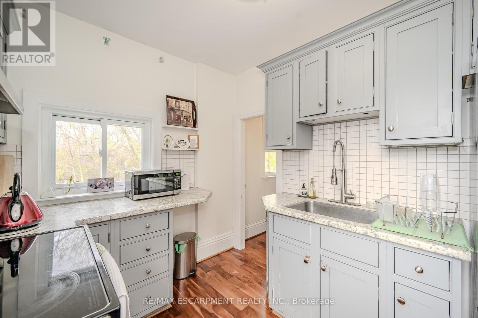 492 Locust Street Property Photo 23