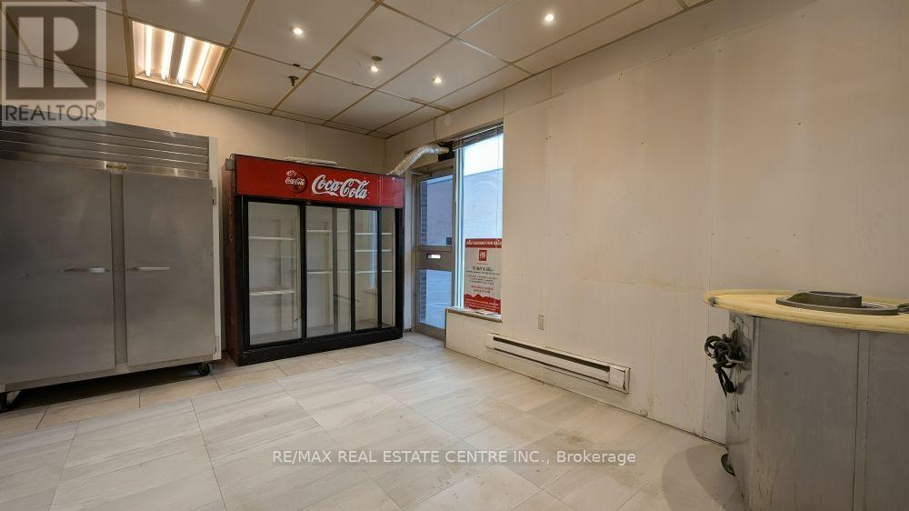 8 - 1662 Bonhill Road Property Photo 16