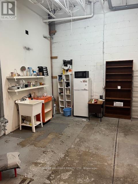 346-348 Ryding Avenue Property Photo 6