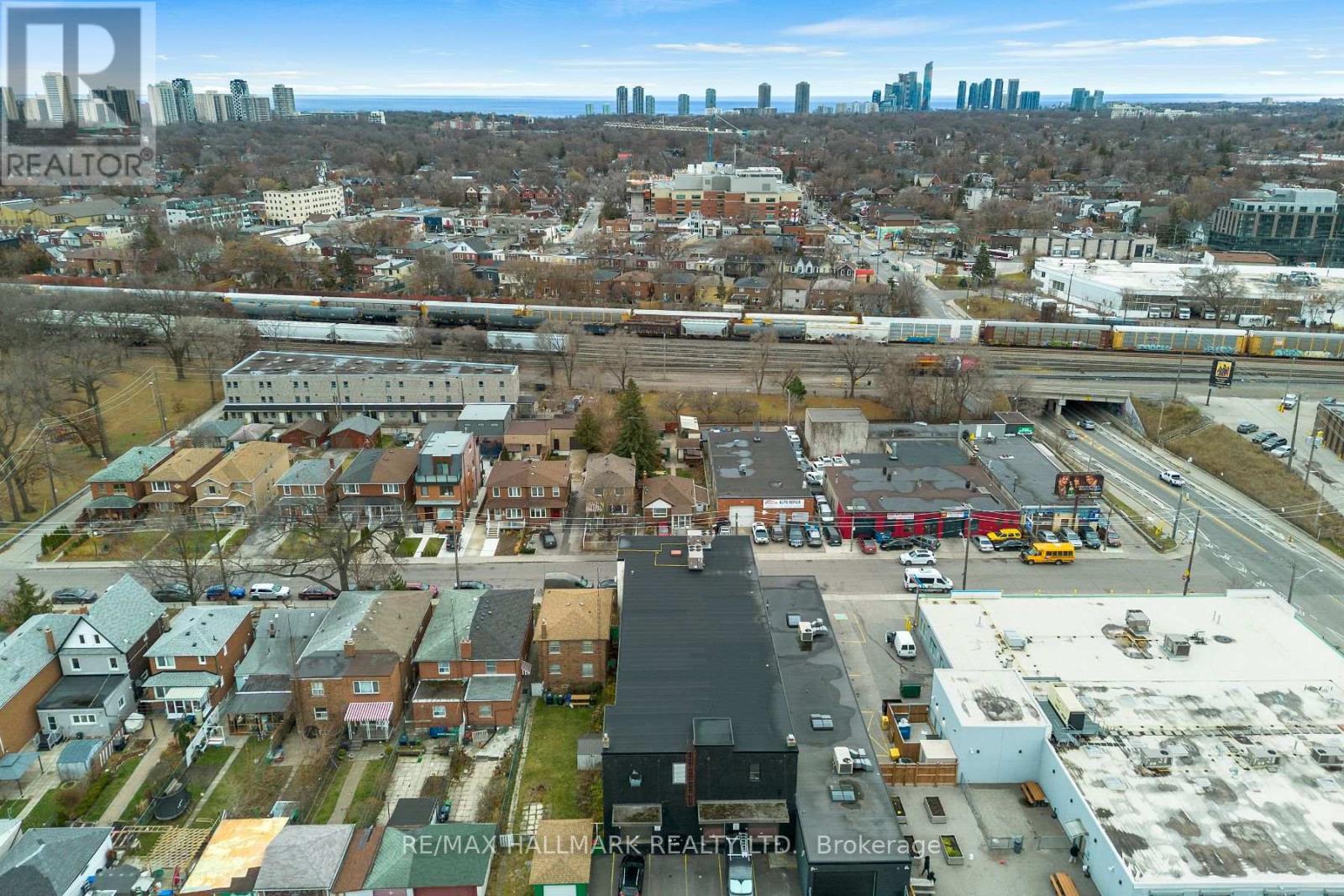 346-348 Ryding Avenue Property Photo 15