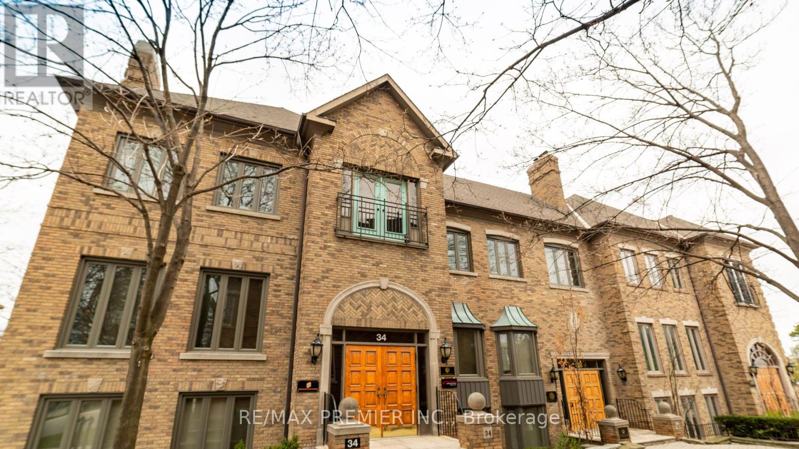 30-106 - 30 Village Center Place Property Photo 2