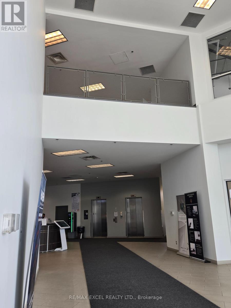502 - 1275 Finch Avenue W Property Photo 2