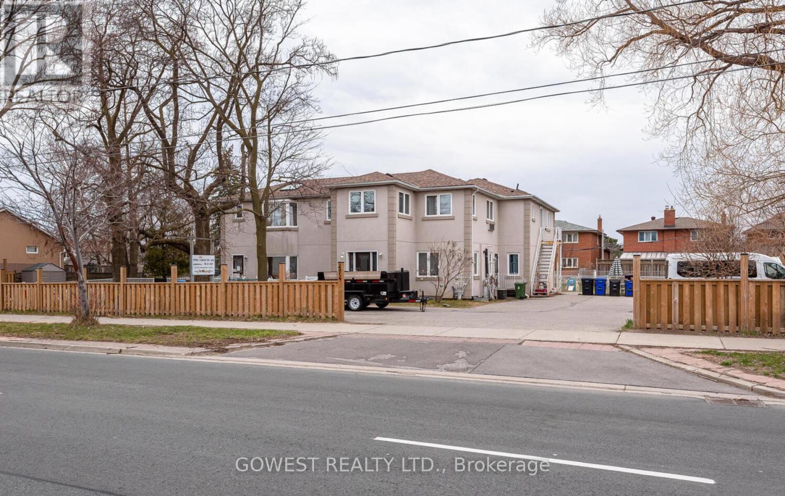 474 Browns Line Property Photo 1