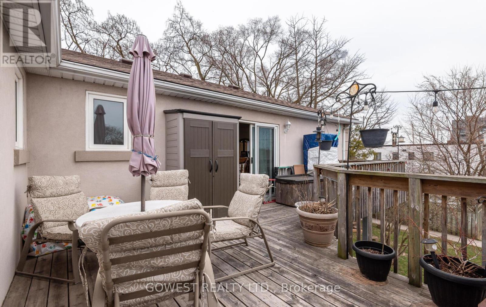 474 Browns Line Property Photo 19