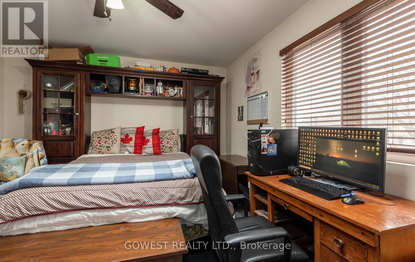 474 Browns Line Property Photo 23