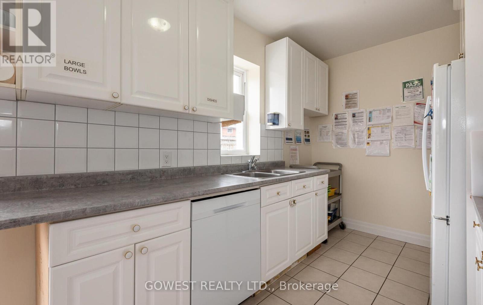 474 Browns Line Property Photo 30