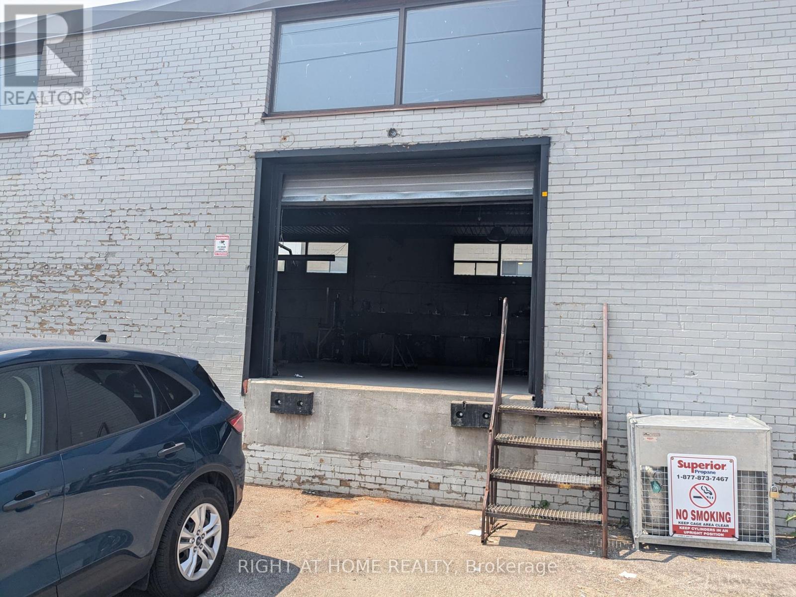 A - 20 Sheffield Street Property Photo 17