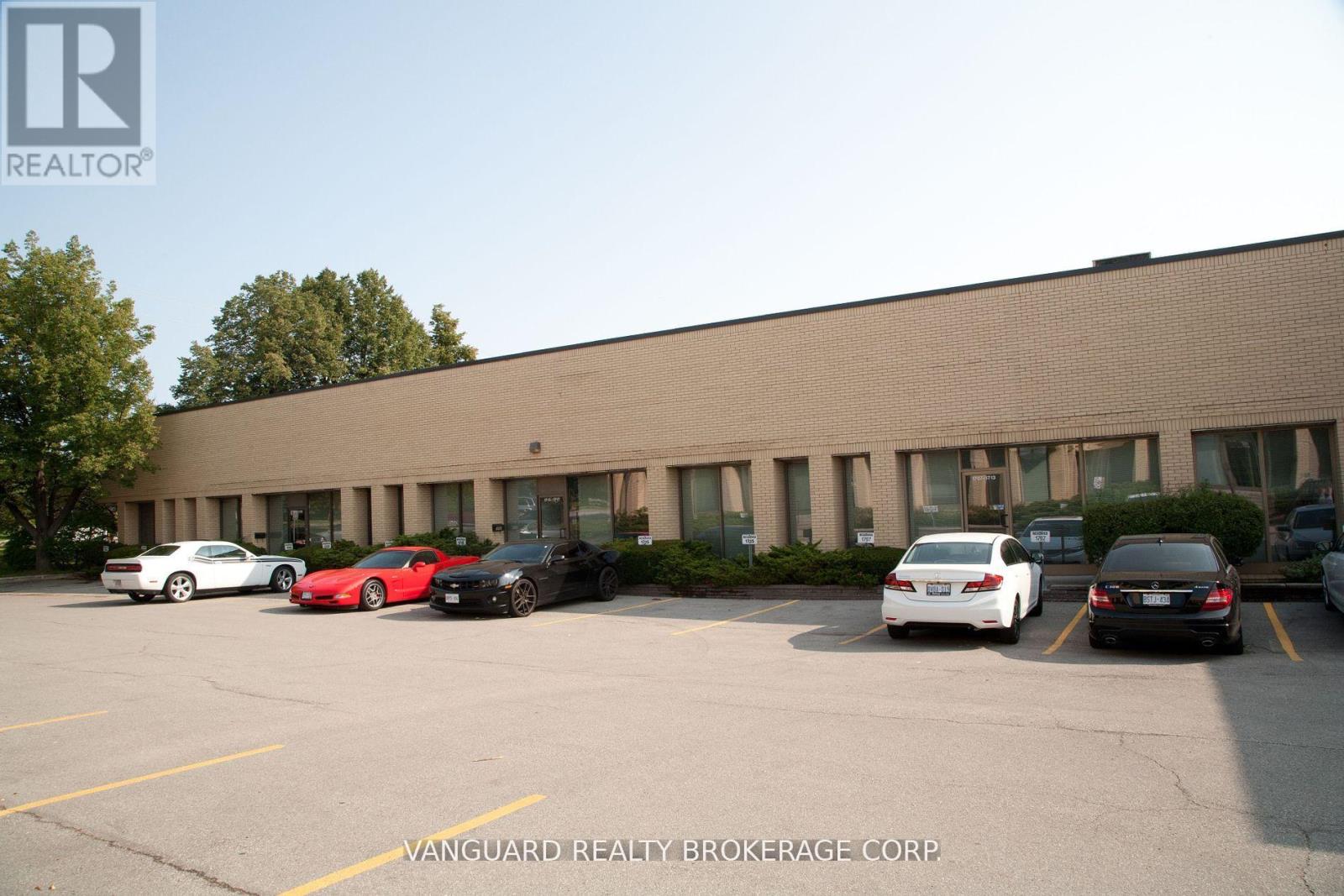 1679 Flint Road Property Photo 2