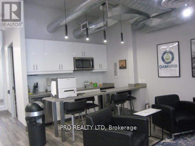 6 - 217 Speers Road Property Photo 5