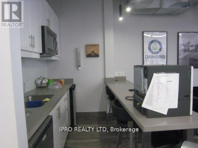 6 - 217 Speers Road Property Photo 10