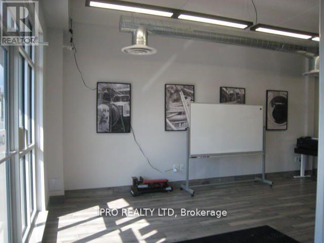 6 - 217 Speers Road Property Photo 12