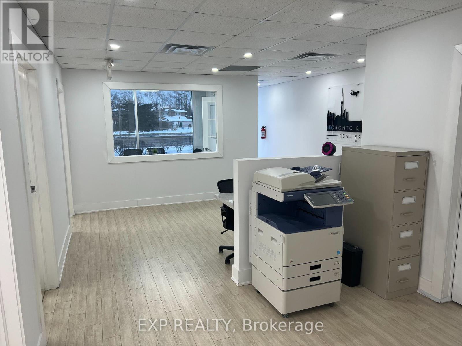3 - 1185 Queensway E Property Photo 12