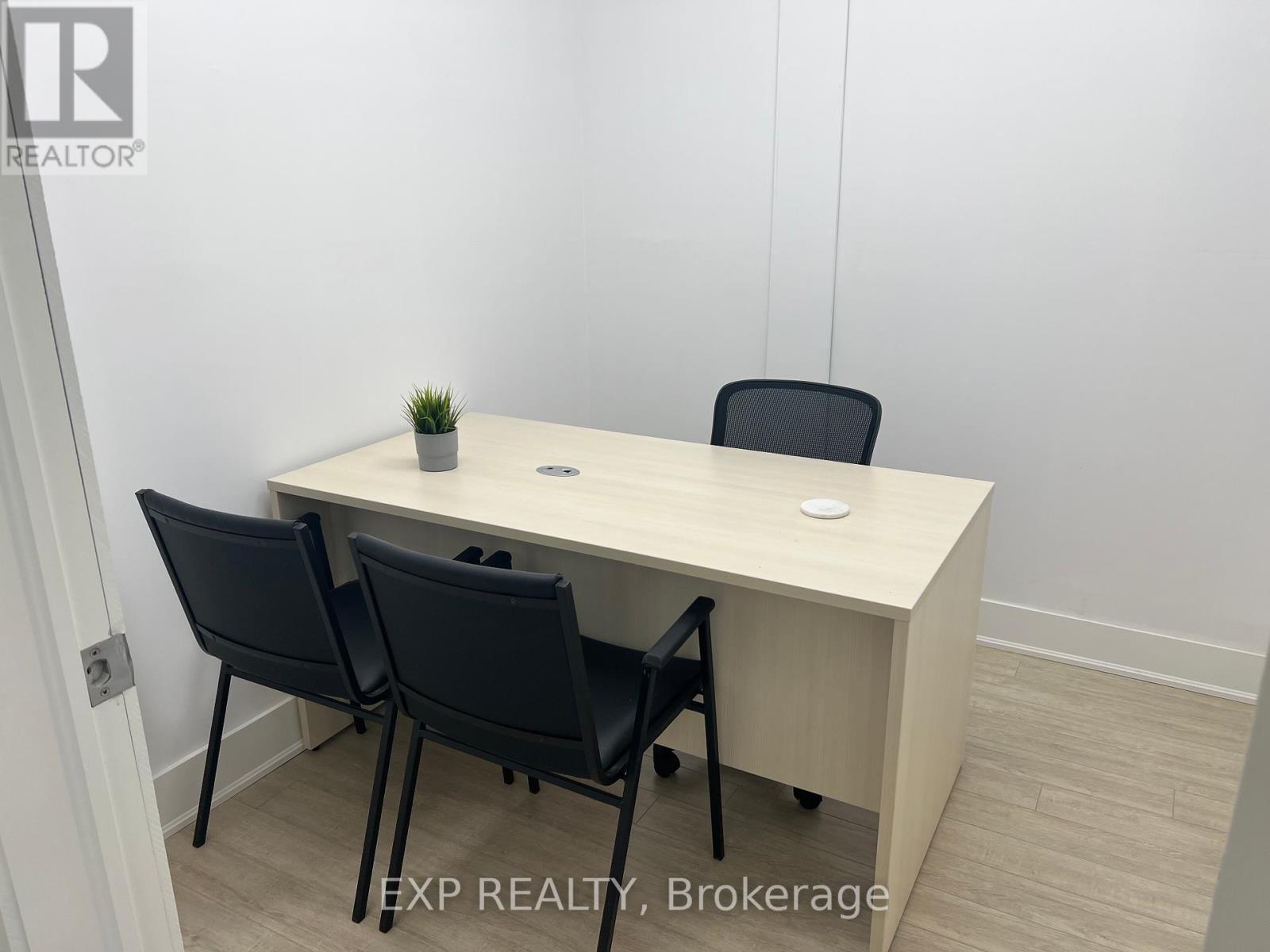 3 - 1185 Queensway E Property Photo 19