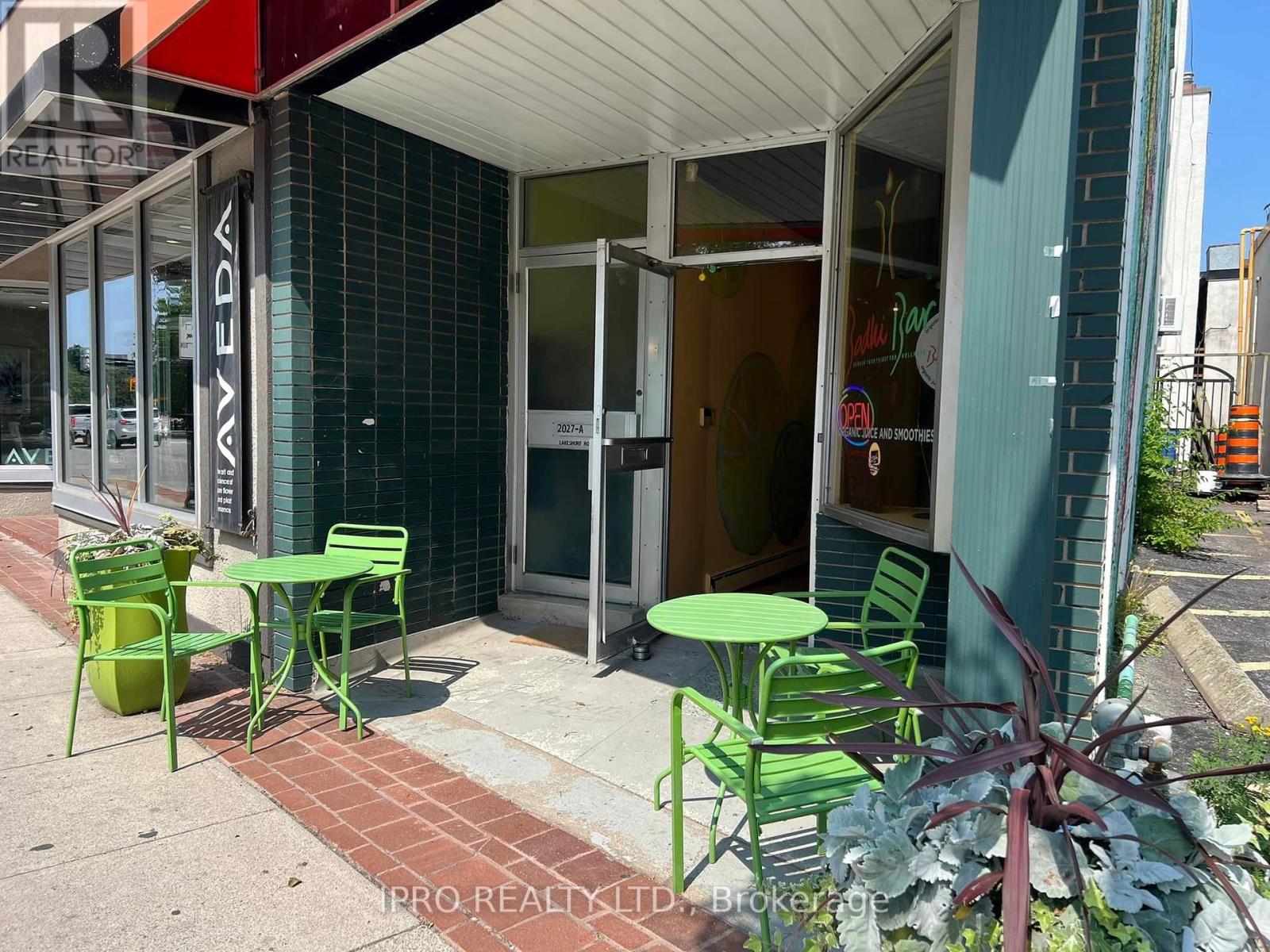2027 Lakeshore Road Property Photo 6