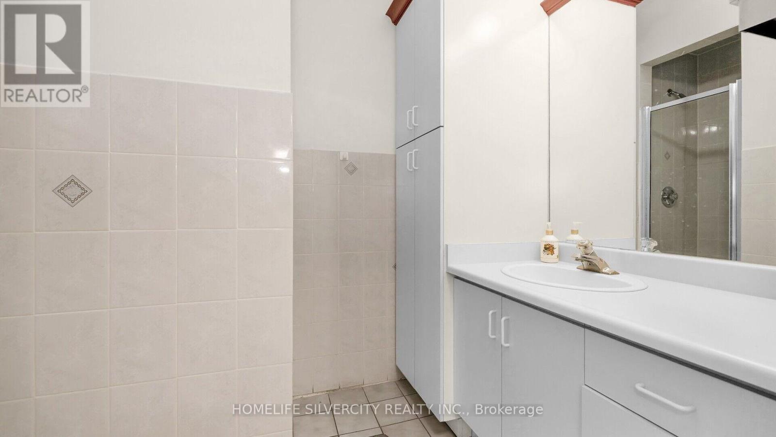 7070 Pacific Circle Property Photo 14