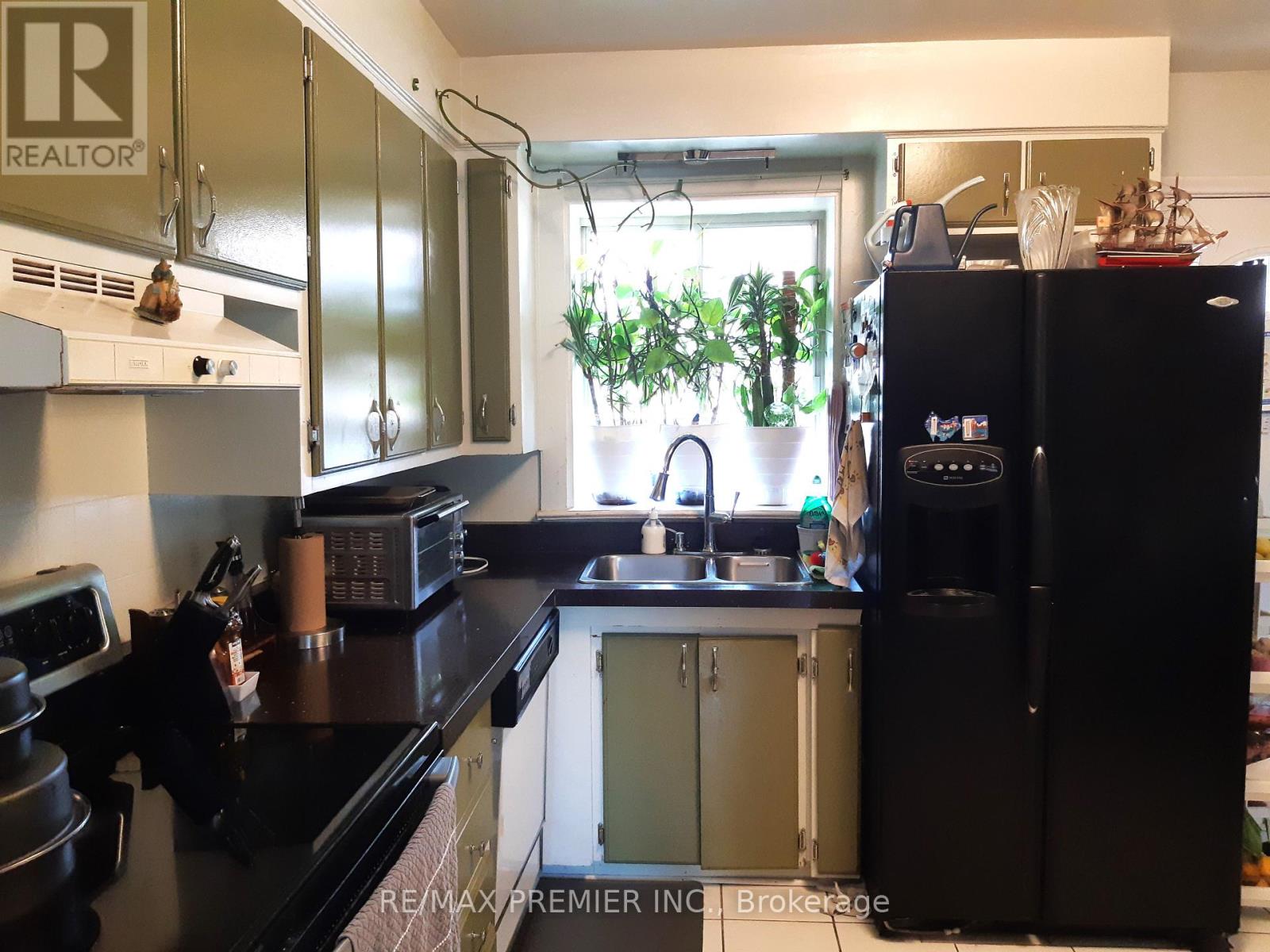 33 Pakenham Drive Property Photo 17