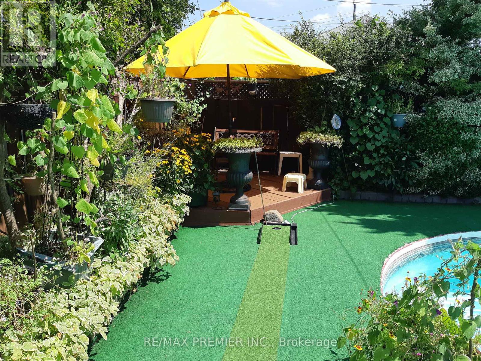 33 Pakenham Drive Property Photo 39