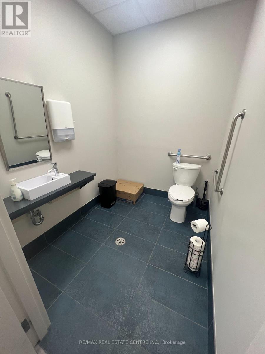 11b-12b - 12612 Hwy No. 50 Property Photo 6