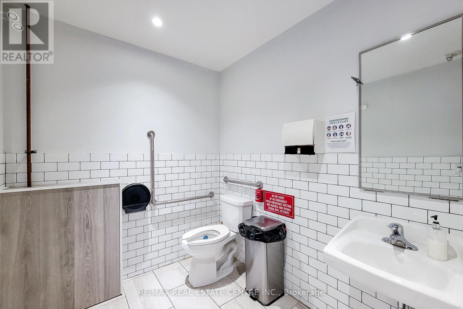 103 - 491 Appleby Line Property Photo 35