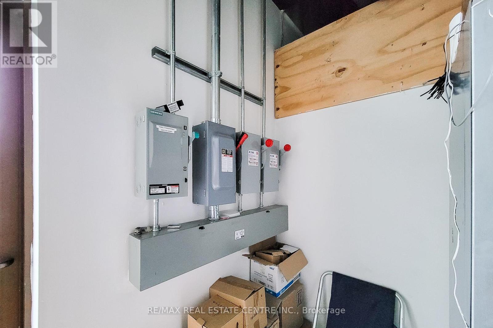 103 - 491 Appleby Line Property Photo 36