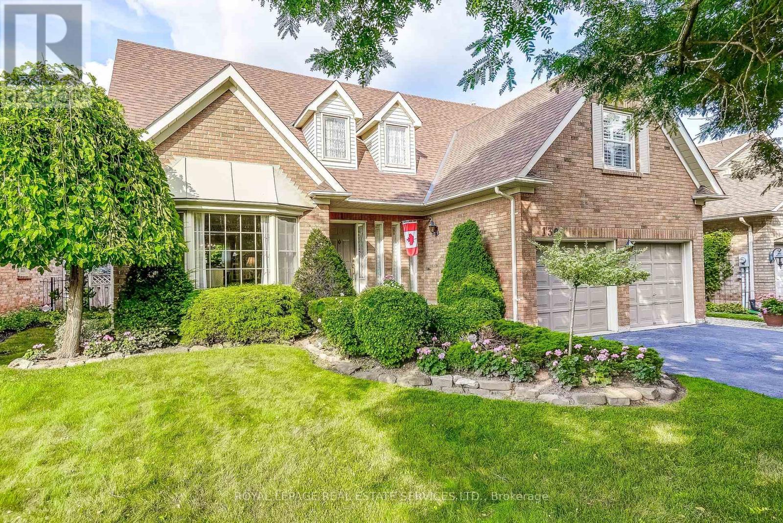 1301 Mapleridge Crescent Property Photo 1