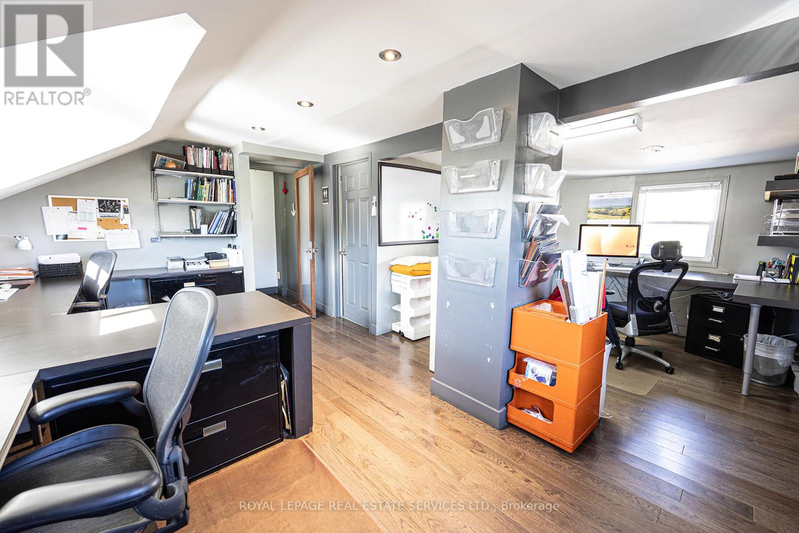137 Thirtieth Street Property Photo 7