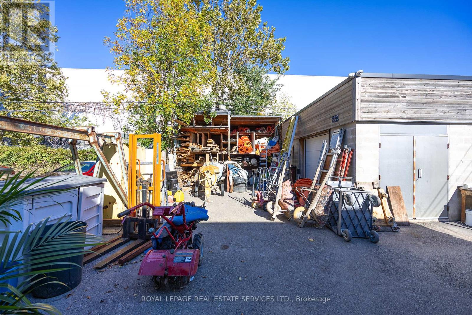 137 Thirtieth Street Property Photo 16