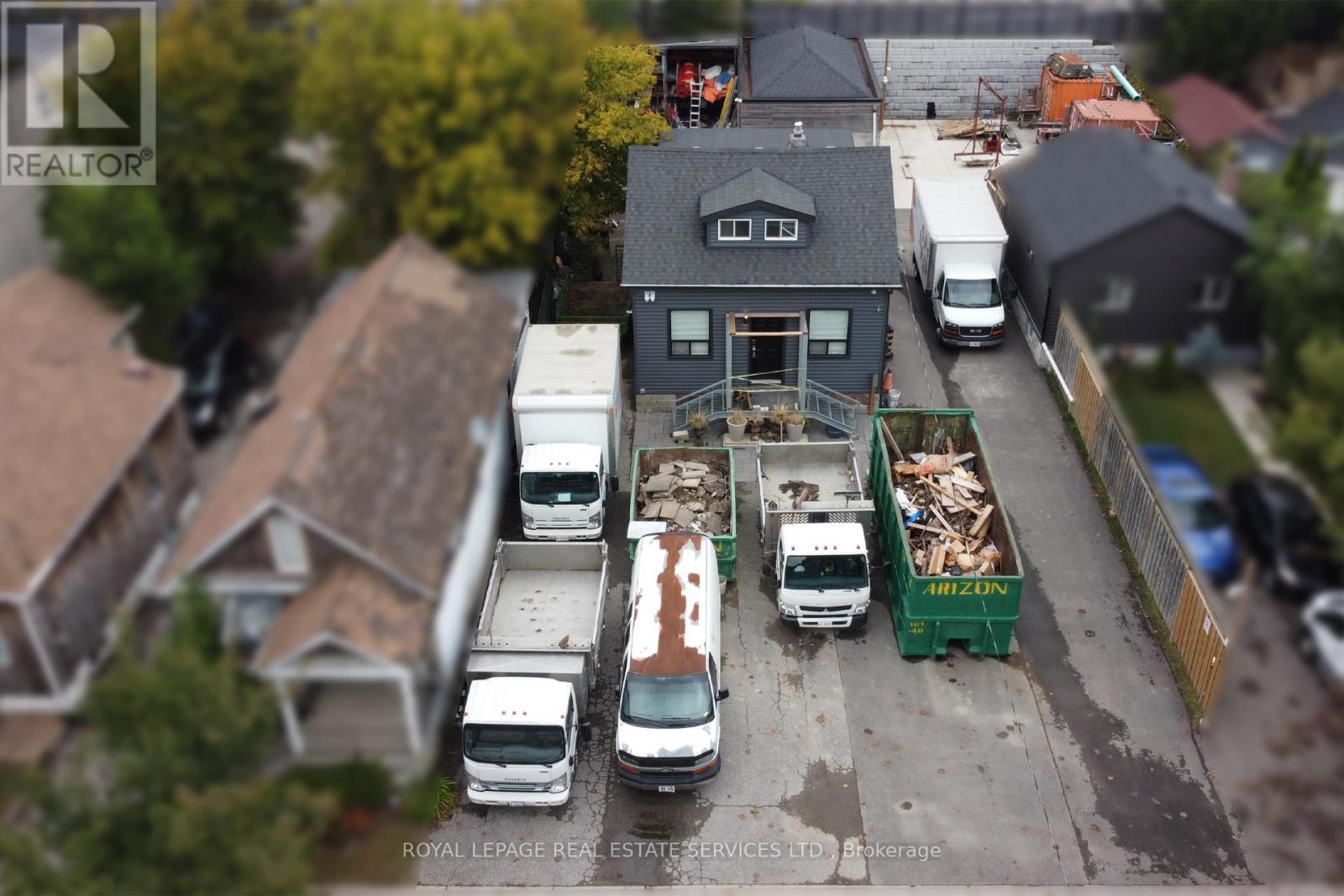 137 Thirtieth Street Property Photo 22