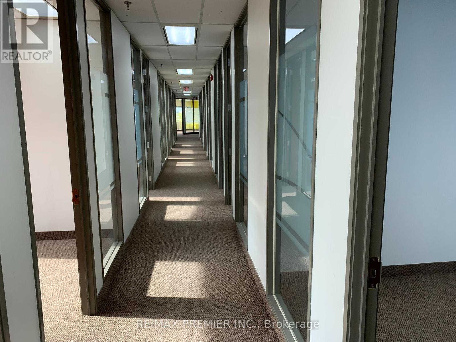 700-42 - 6733 Mississauga Road Property Photo 9