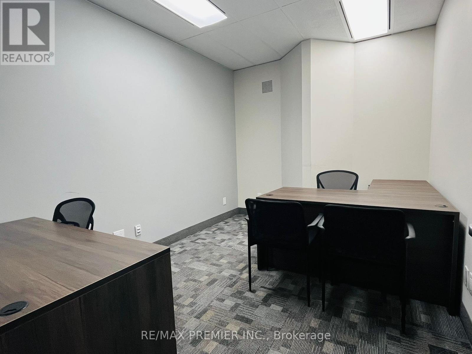 700-33 - 6733 Mississauga Road Property Photo 7