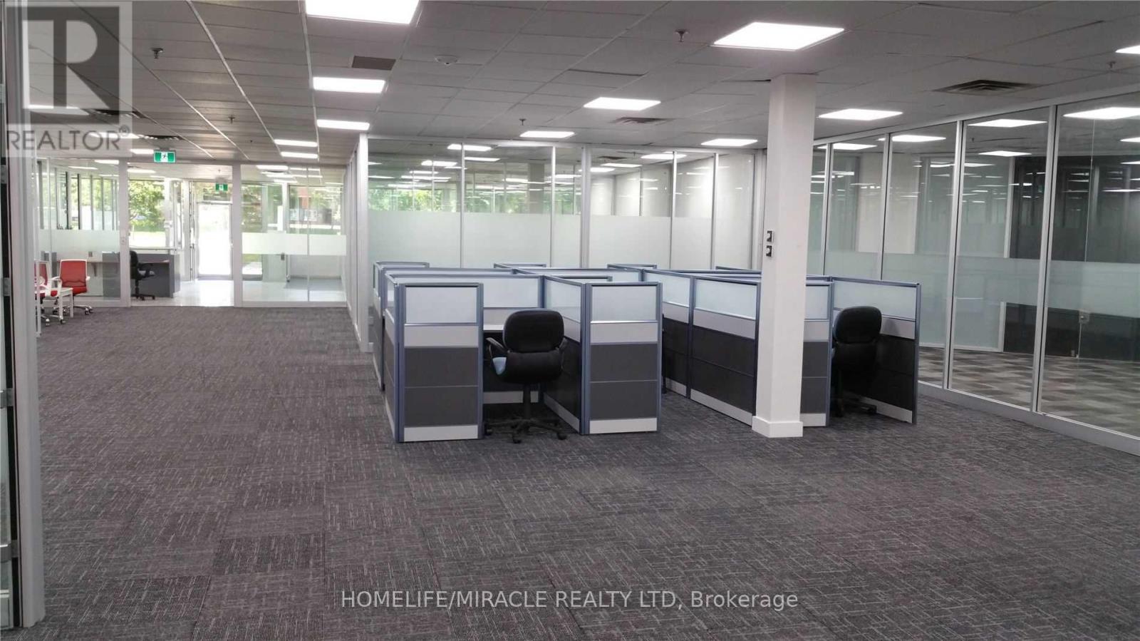 Unit 3 - 267 Matheson Boulevard E Property Photo 6