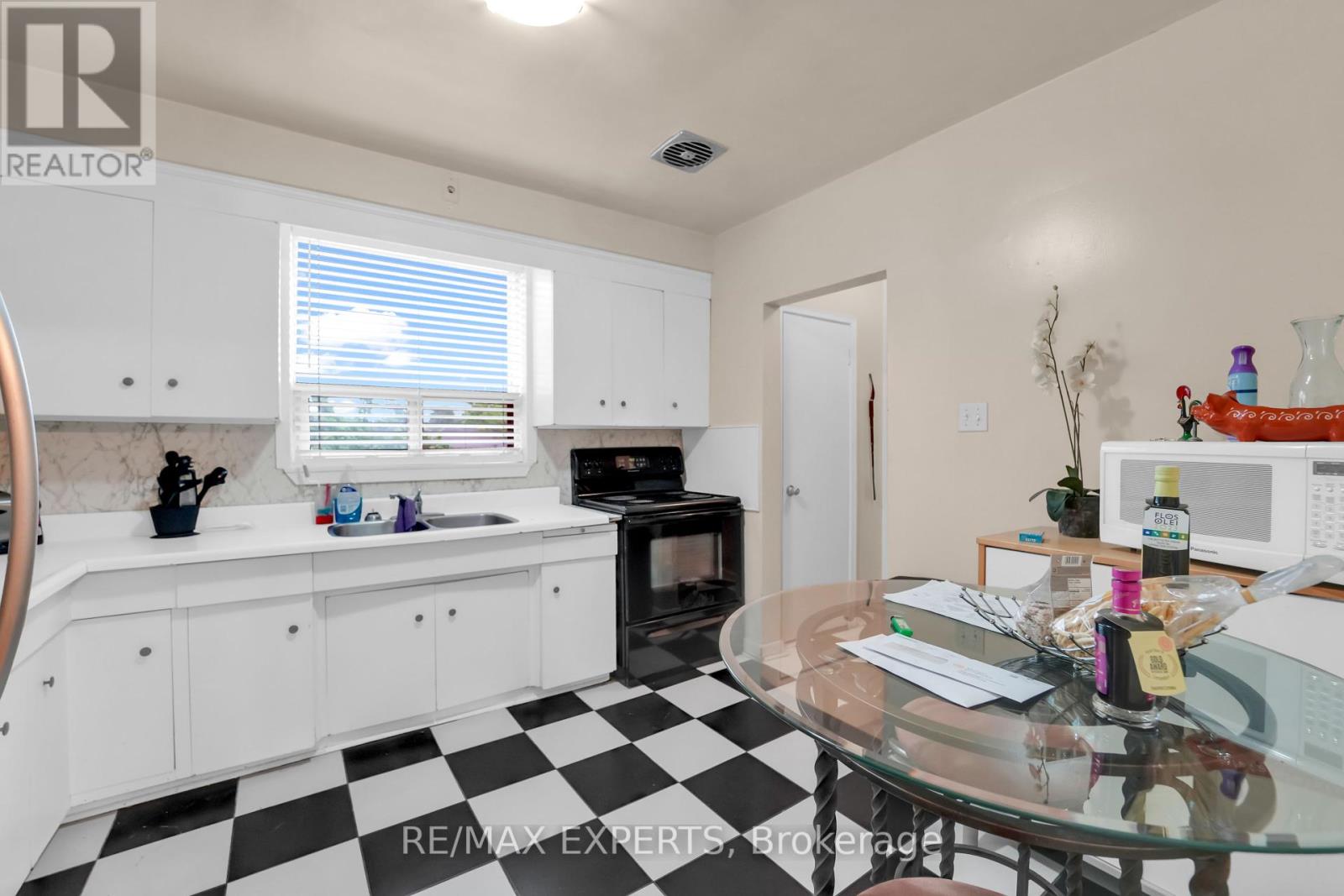 44 Elway Court Property Photo 31