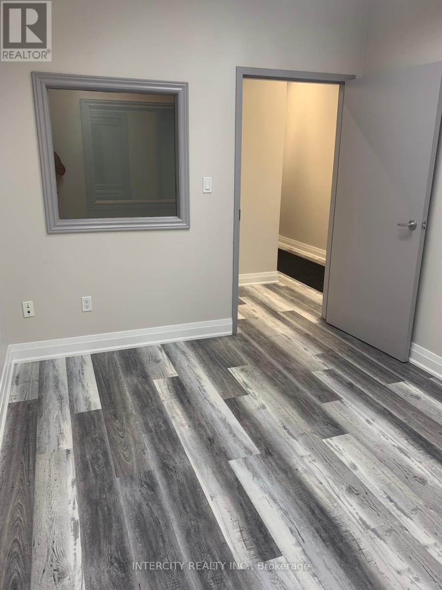 142 - 2960 Drew Road Property Photo 16
