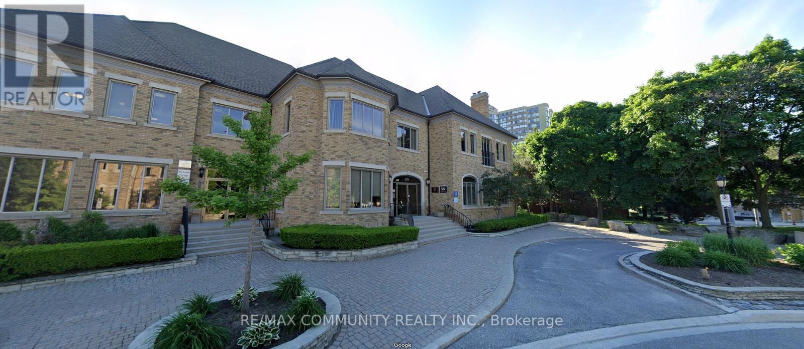 4275 Village Centre Court Property Photo 1