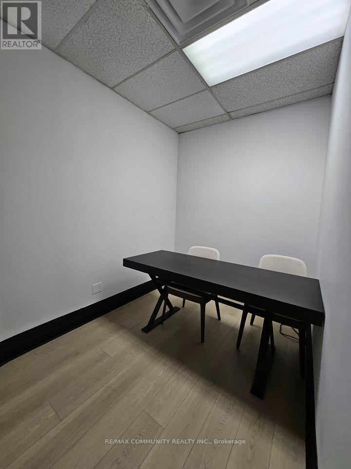 4275 Village Centre Court Property Photo 4