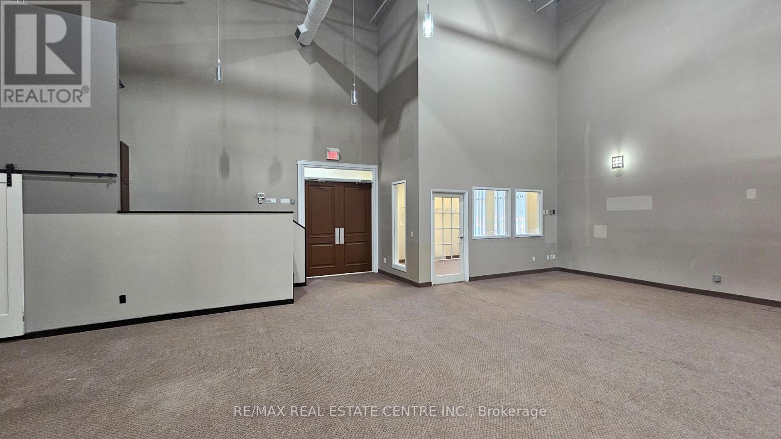 1 - 4060 Ridgeway Drive Property Photo 31