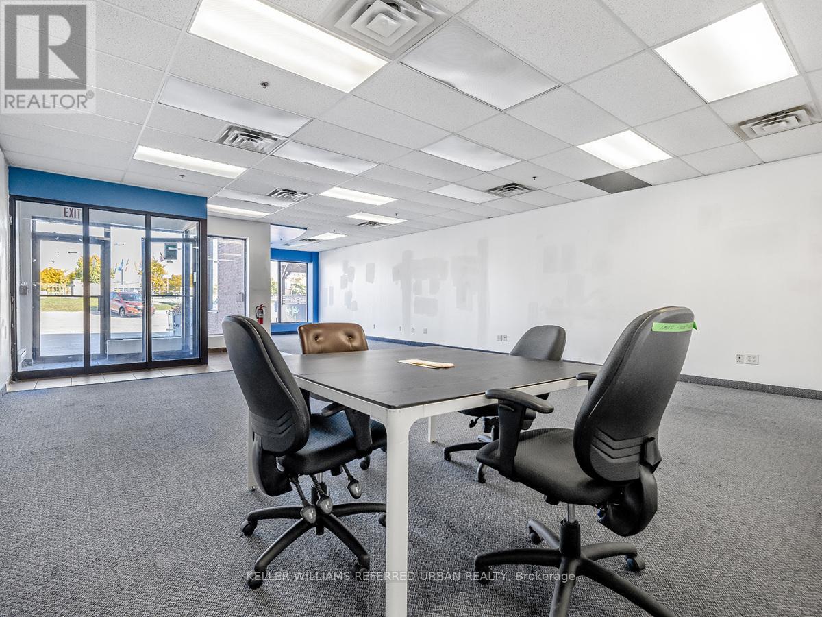 5 - 2201 Finch Avenue W Property Photo 22
