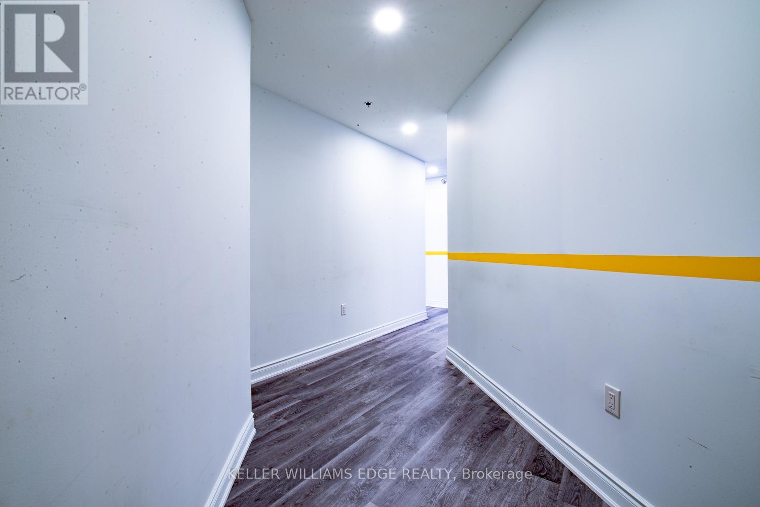203e - 7900 Hurontario Street Property Photo 6