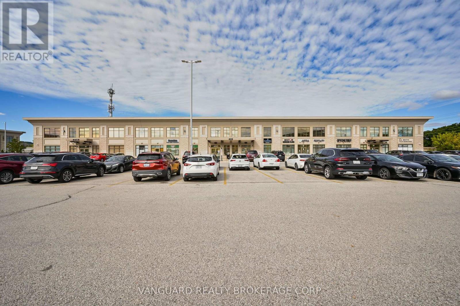 209 - 400 Bronte Street Property Photo 2
