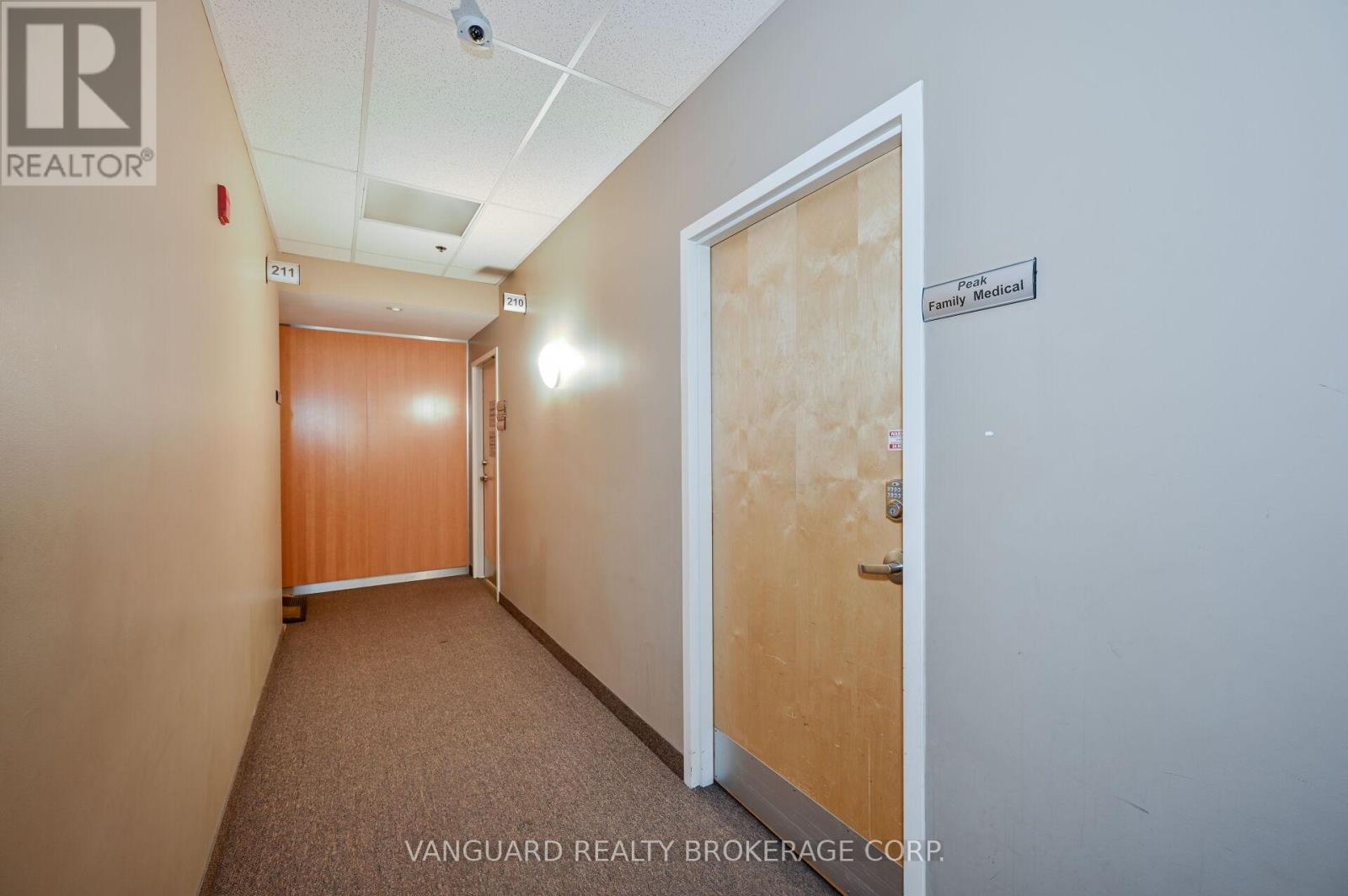 209 - 400 Bronte Street Property Photo 11