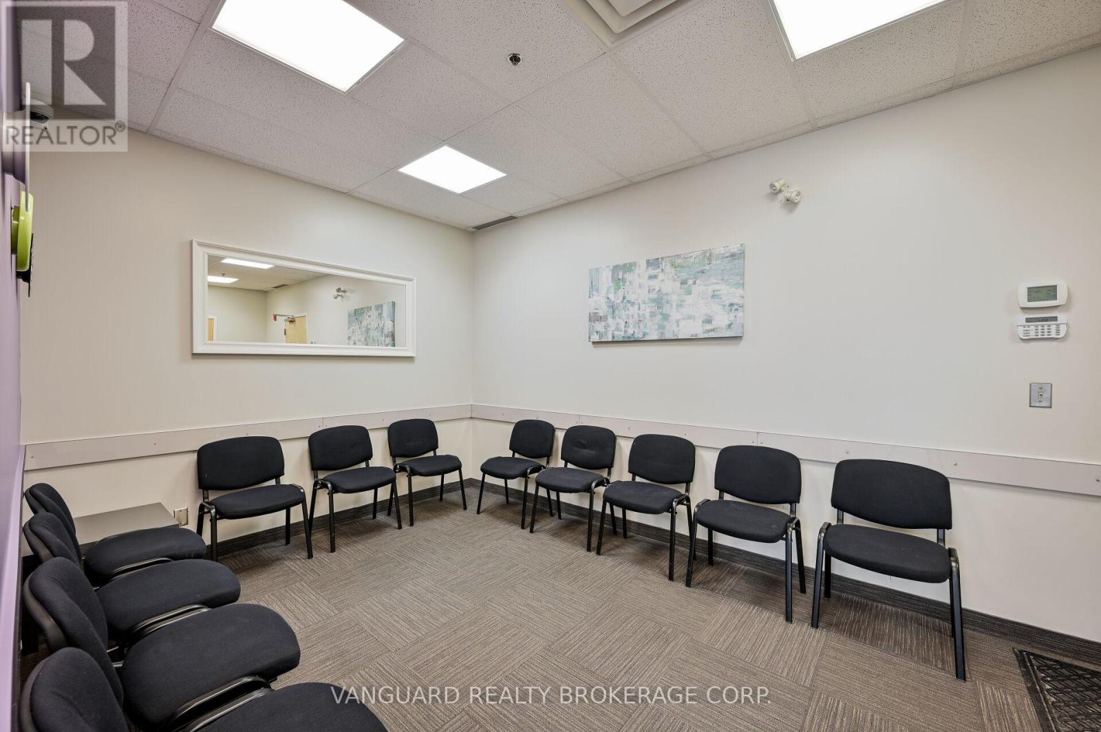 209 - 400 Bronte Street Property Photo 16