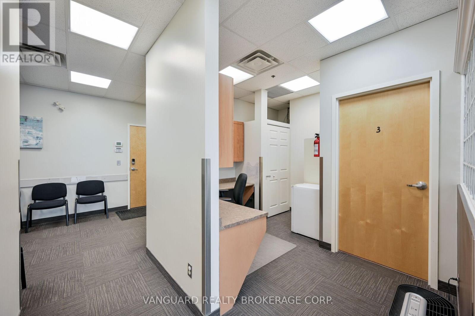 209 - 400 Bronte Street Property Photo 19