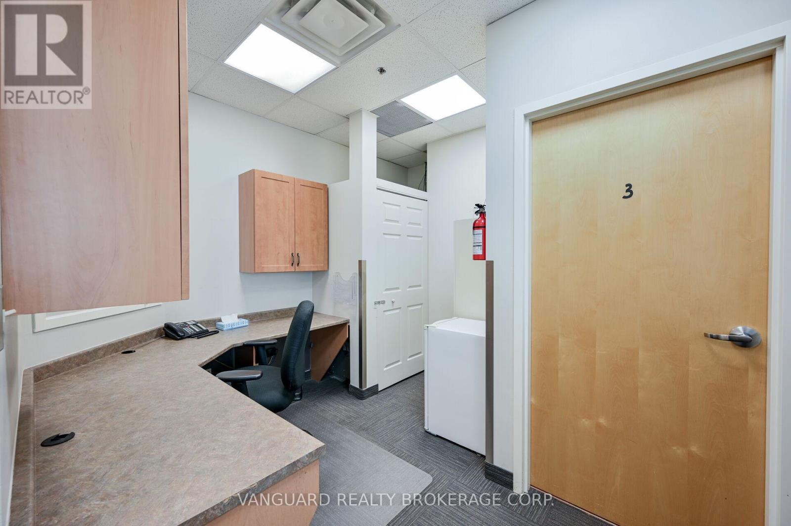 209 - 400 Bronte Street Property Photo 21