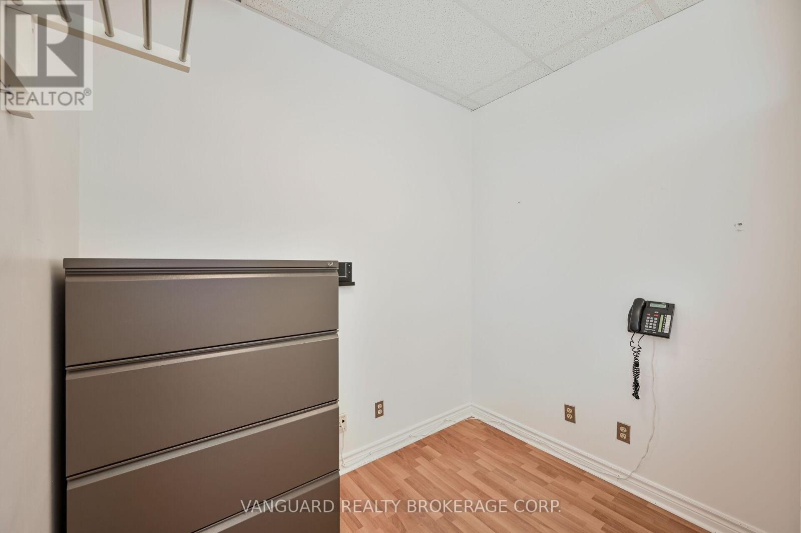 209 - 400 Bronte Street Property Photo 39