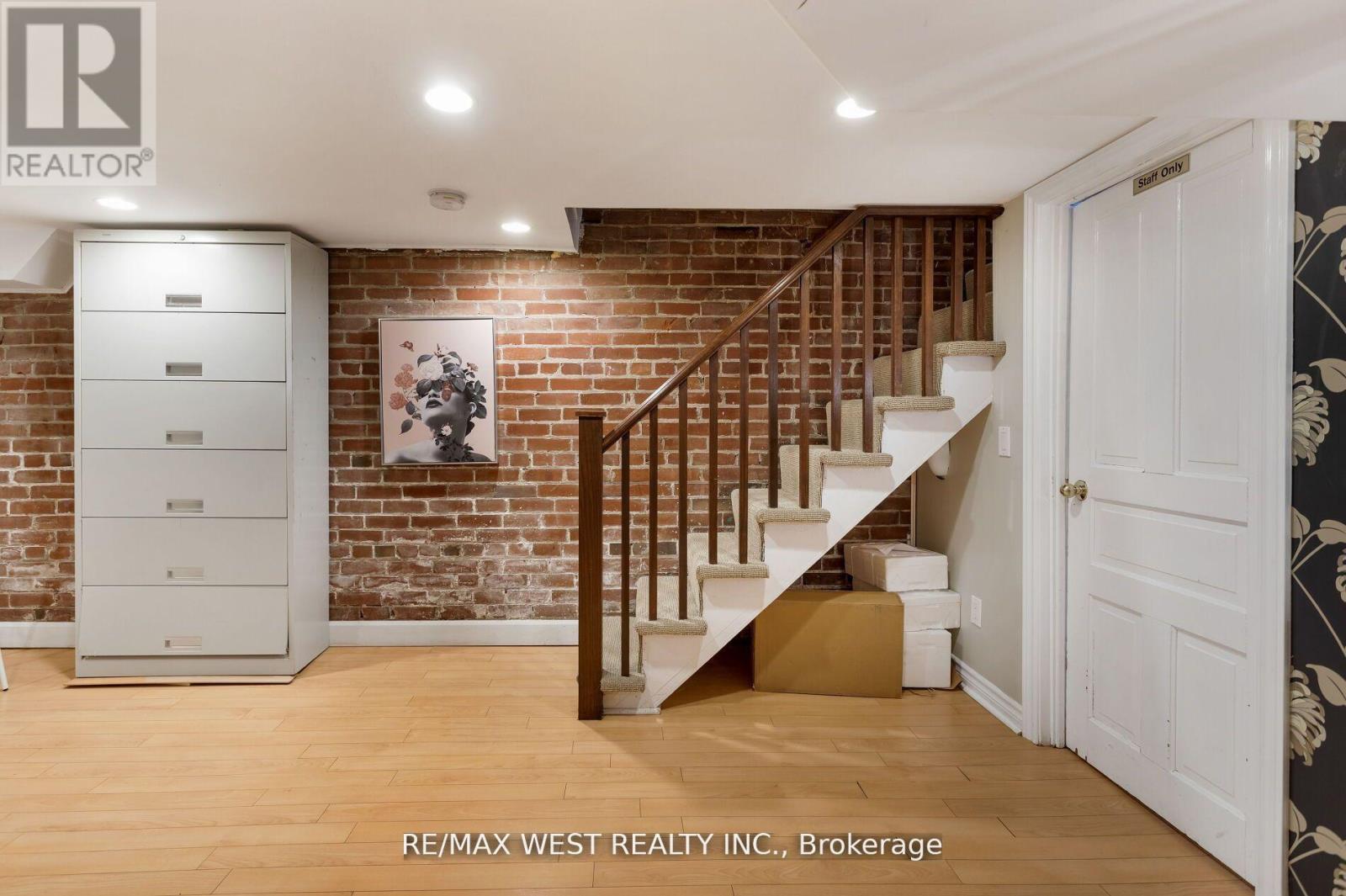 96 Roncesvalles Avenue Property Photo 19